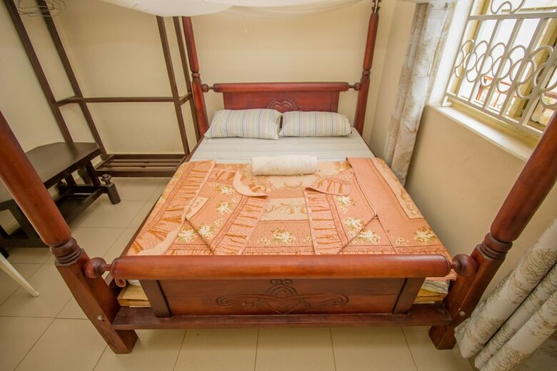 Hotel Tropical Savannah Guesthouse