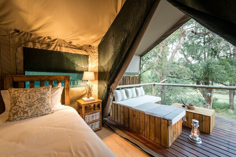 Posada Rukiya Safari Camp
