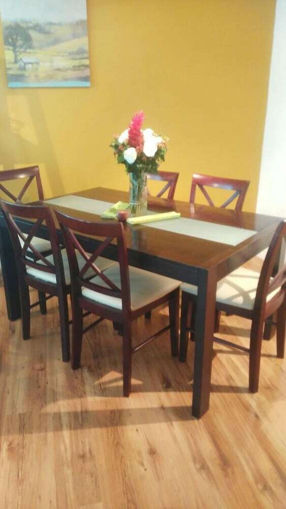 Jz Luxury Apartment La Carolina