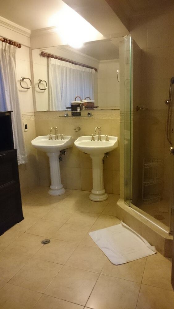Jz Luxury Apartment La Carolina