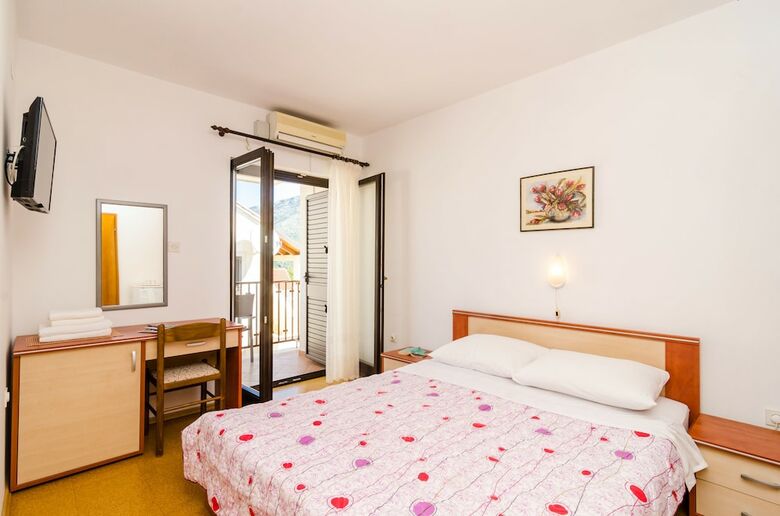 Hotel Cina Apartments