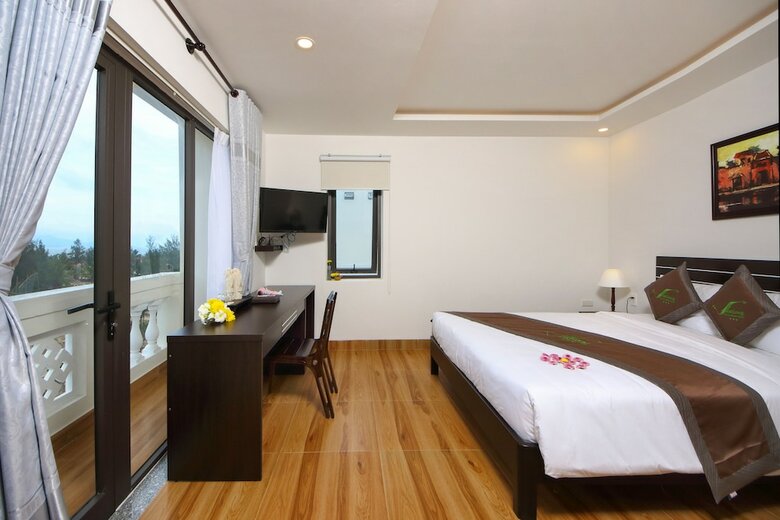 Viet Long Hoi An Beach Hotel