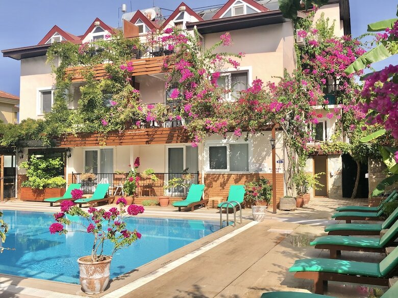 Hotel Ten Apart Otel