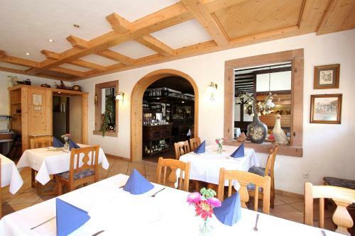 Weinhotel / Gasthaus Zur Sonne