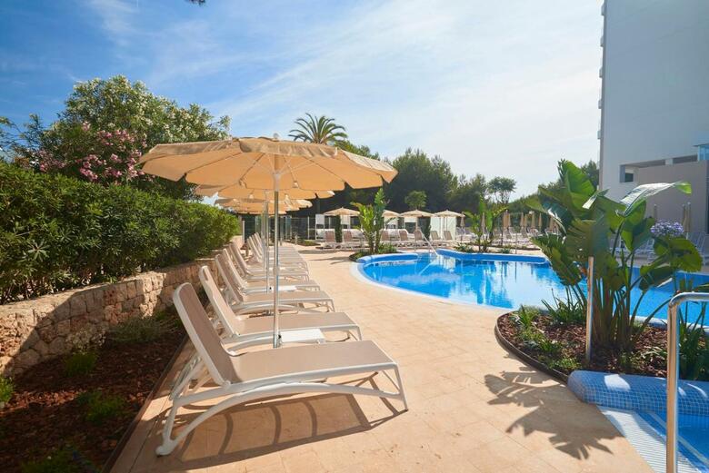Hotel Hipotels Bahia Cala Millor