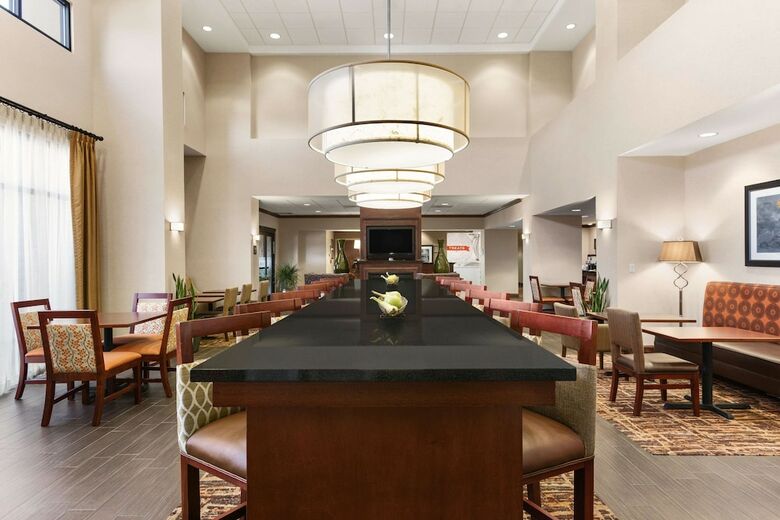 Hotel Hampton Inn Suites Opelika I85 Auburn Area