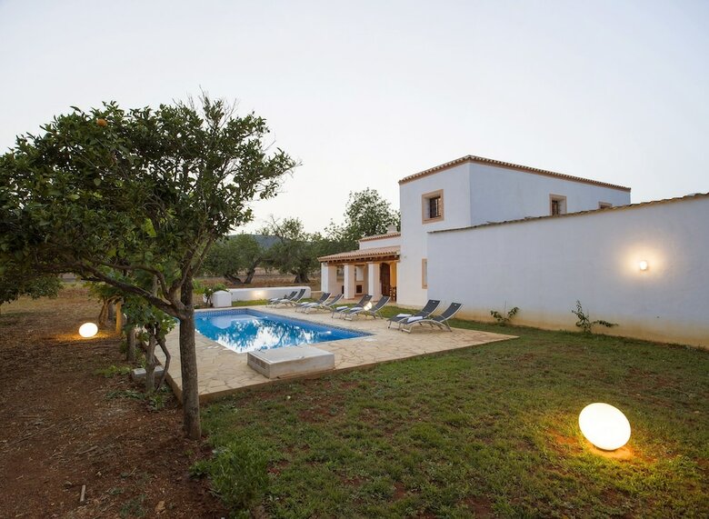 Villa Can Cama