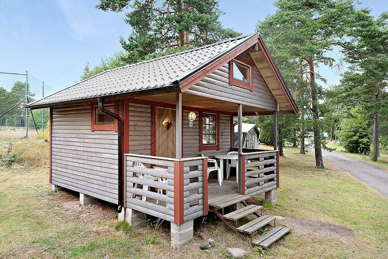 First Camp Okn�