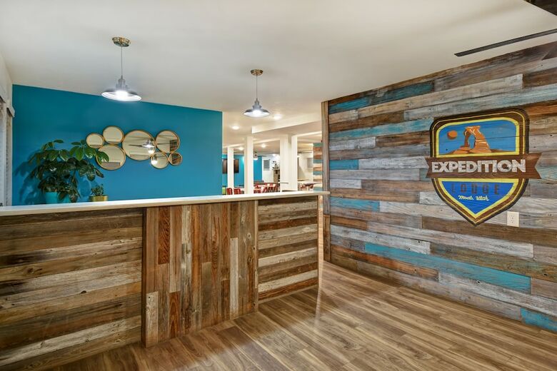 Motel Expedition Lodge