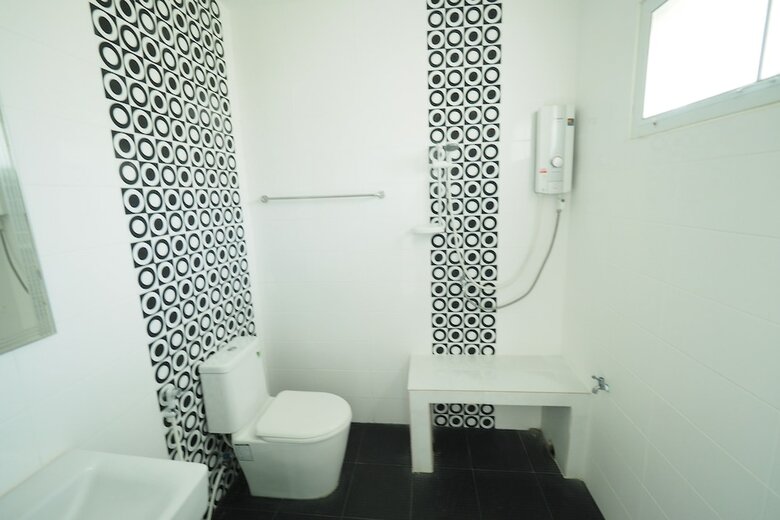 Hotel Baan Suan Resort Juree Punsuk