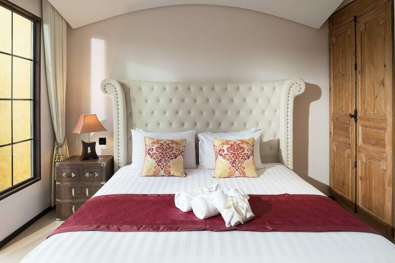 Hotel The Symphony Suites Pattaya