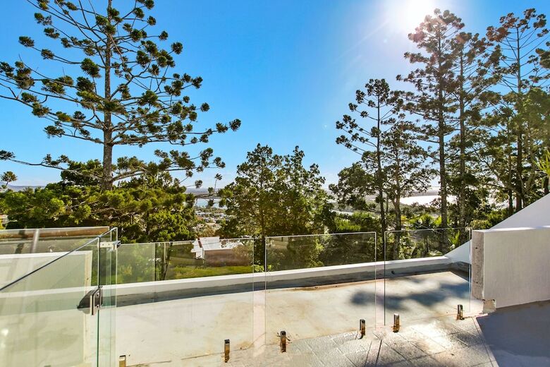 Picture Point Apartments