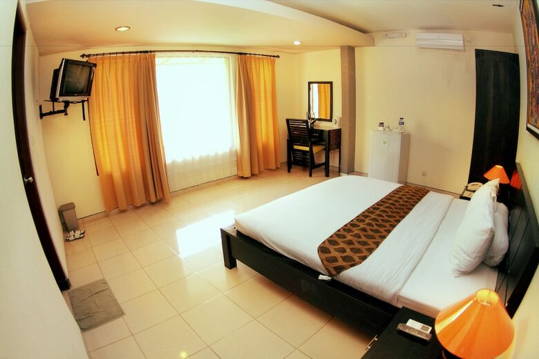 Puri Chorus Hotel