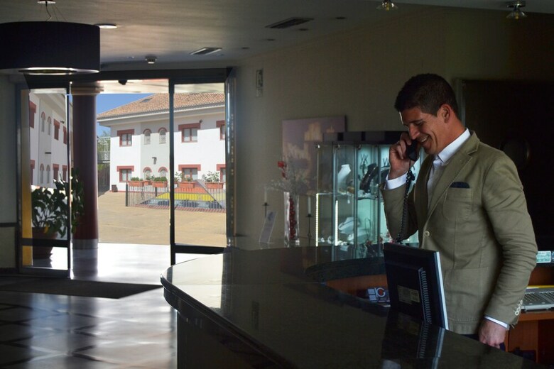 Hotel Reyes Zir�es