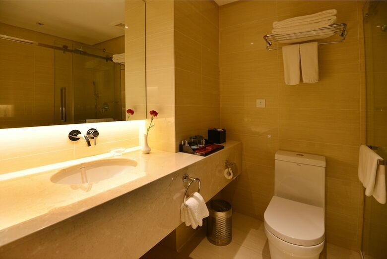 Qingdao Wushengguan Holiday Hotel