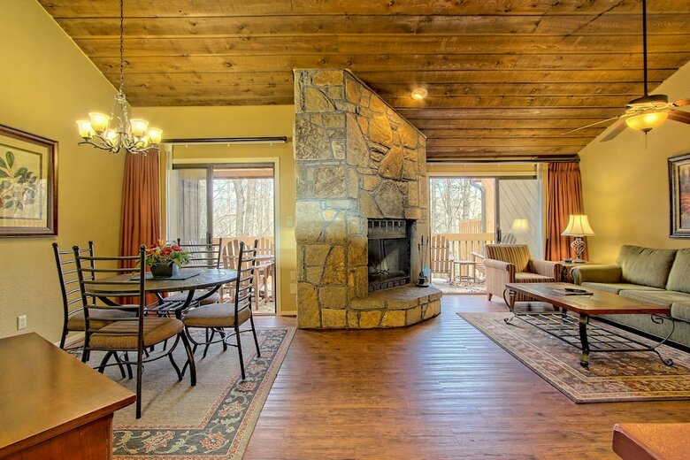 Foxhunt At Sapphire Valley By Capital Vacations