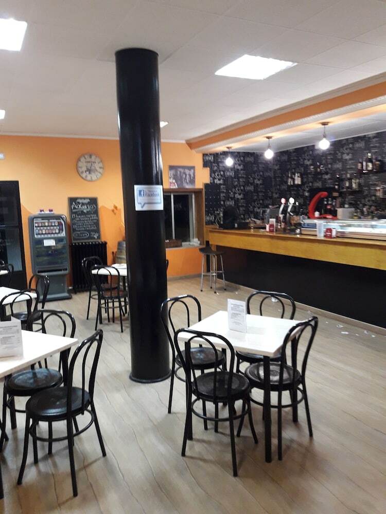 Hostal Restaurante Avenida