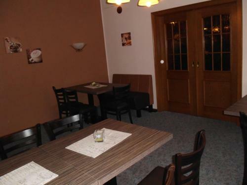 Hostal Zur Dorfsch�nke
