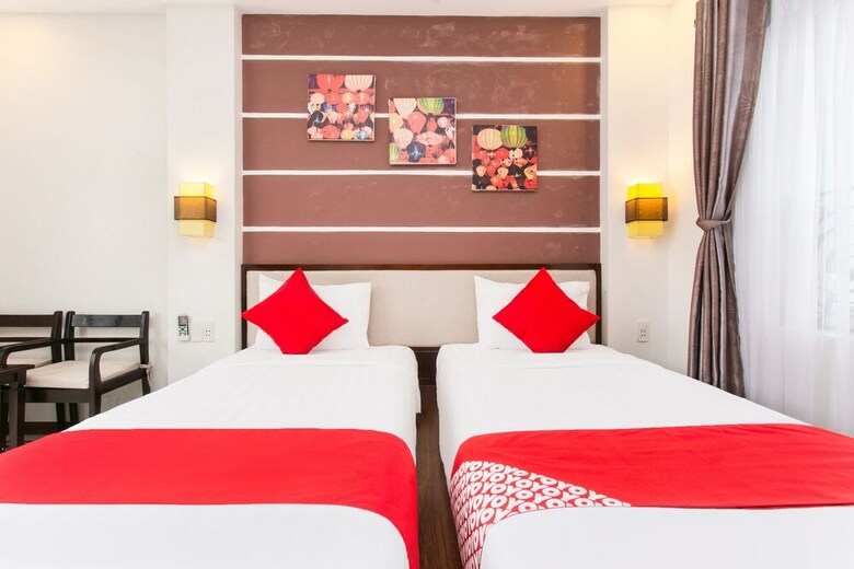 Hotel Oyo 724 Golden Palm Villa
