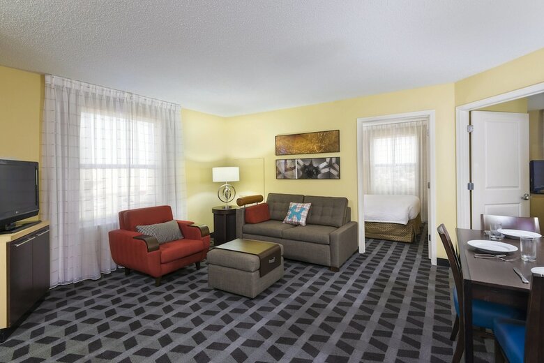 Hotel Towneplace Suites By Marriott Pensacola