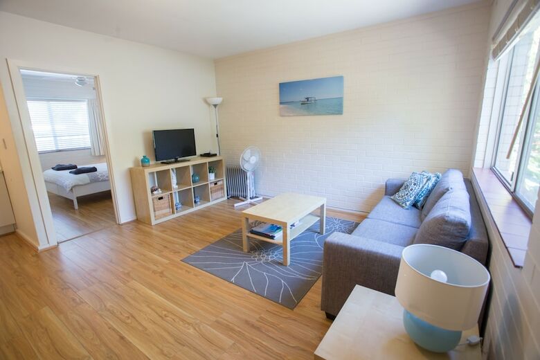 Apartamentos The Blue Door Villa