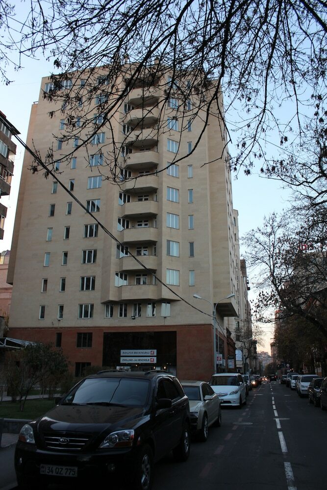 Ris Central Apartments Yerevan