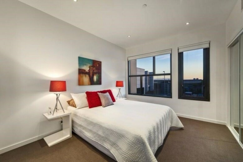Melbourne Holiday Apartments South Wharf