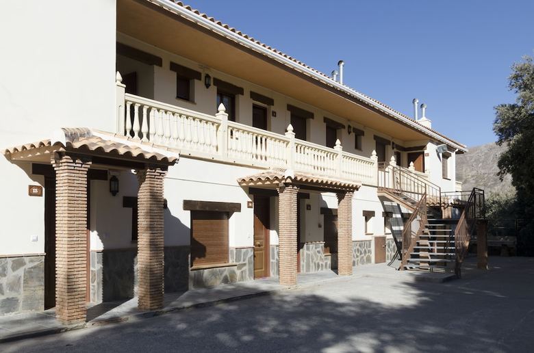 Apartamentos Complejo Rural Huerta Nevada