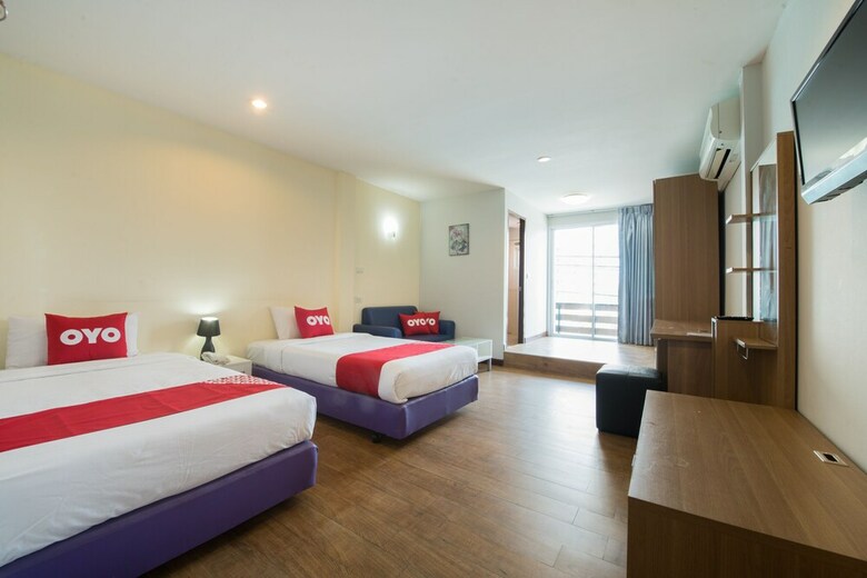 Hotel Oyo 371 Sea Breeze Residence