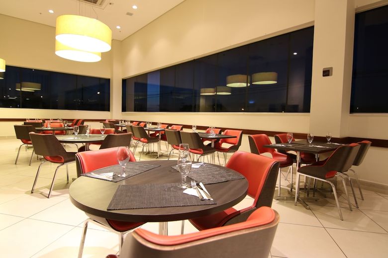 Hotel Samba Itabora�