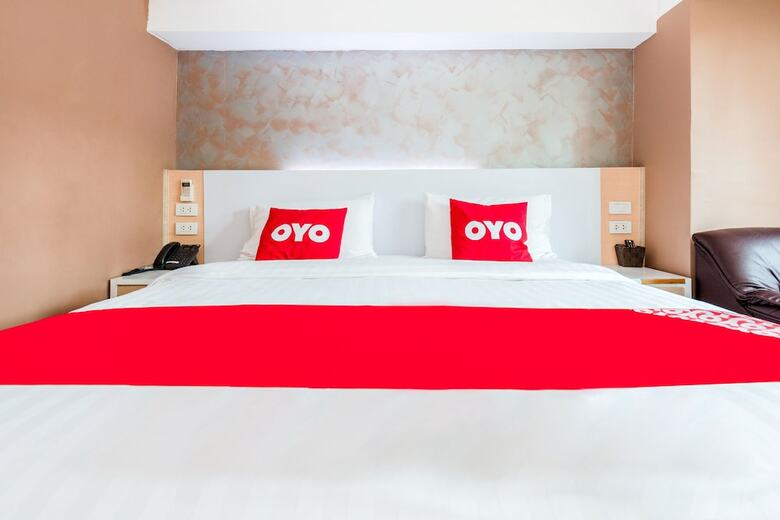 Hotel Oyo 298 El Majestic