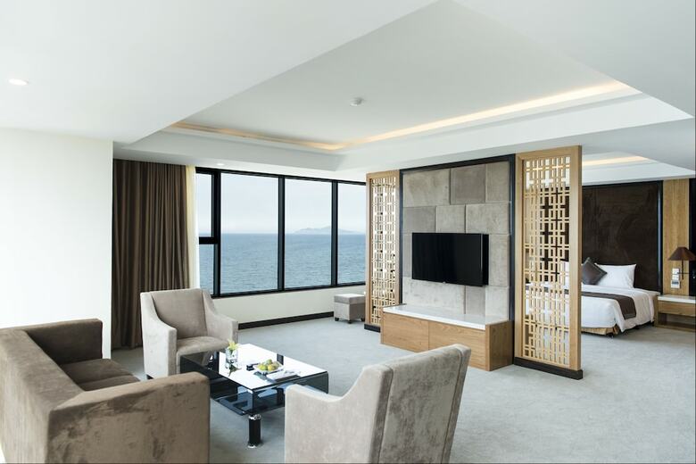 Muong Thanh Luxury Da Nang Hotel