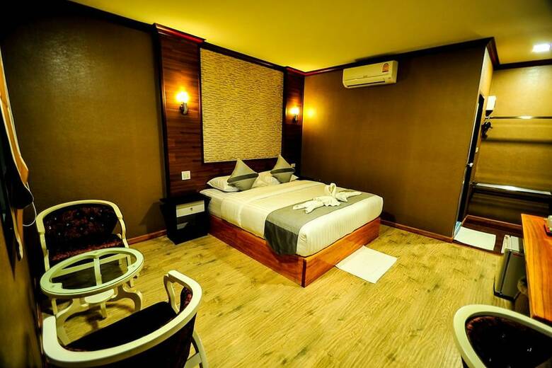 Hotel Lenoi Buri