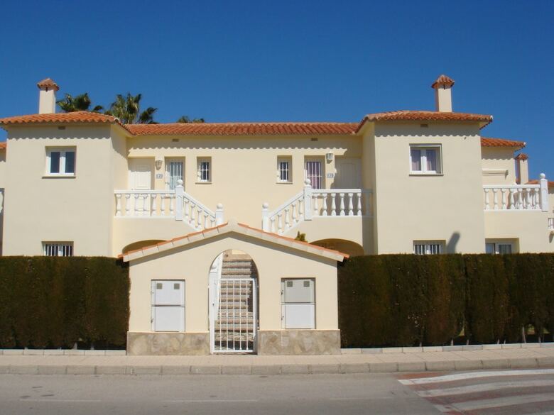 Apartamentos Y Villas Oliva Nova Resort