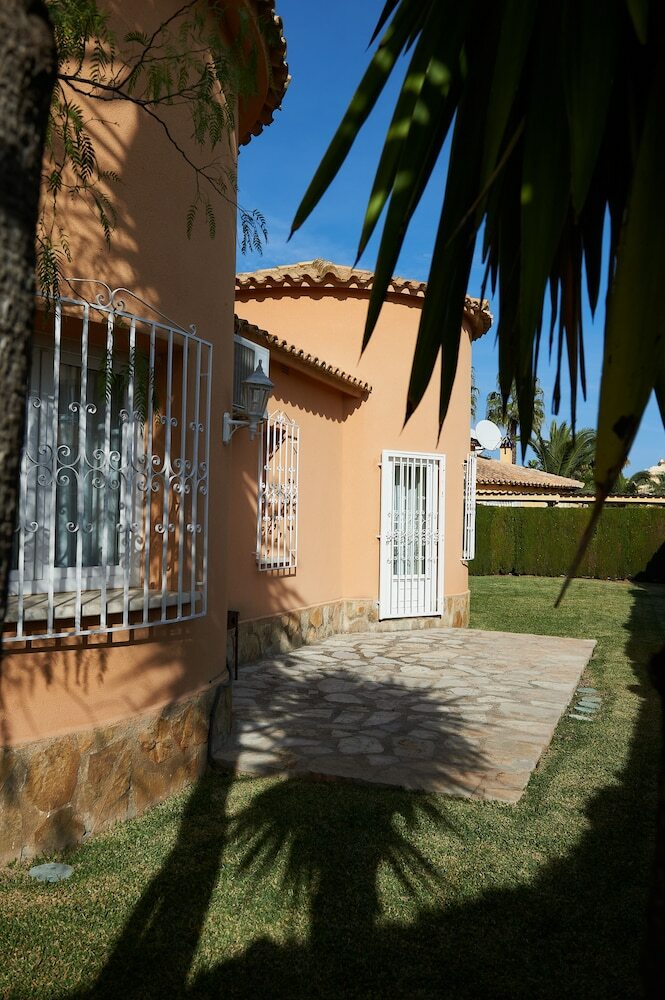 Apartamentos Y Villas Oliva Nova Resort