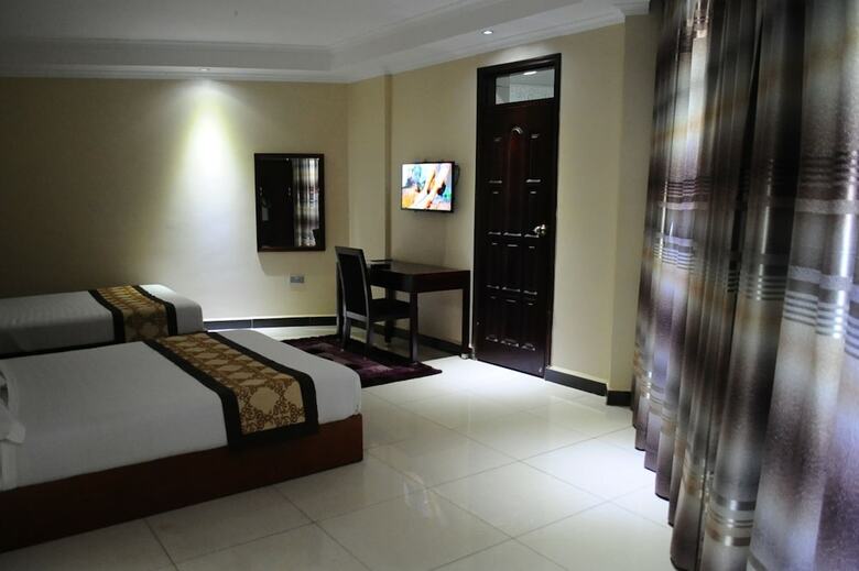 Namayiba Park Hotel
