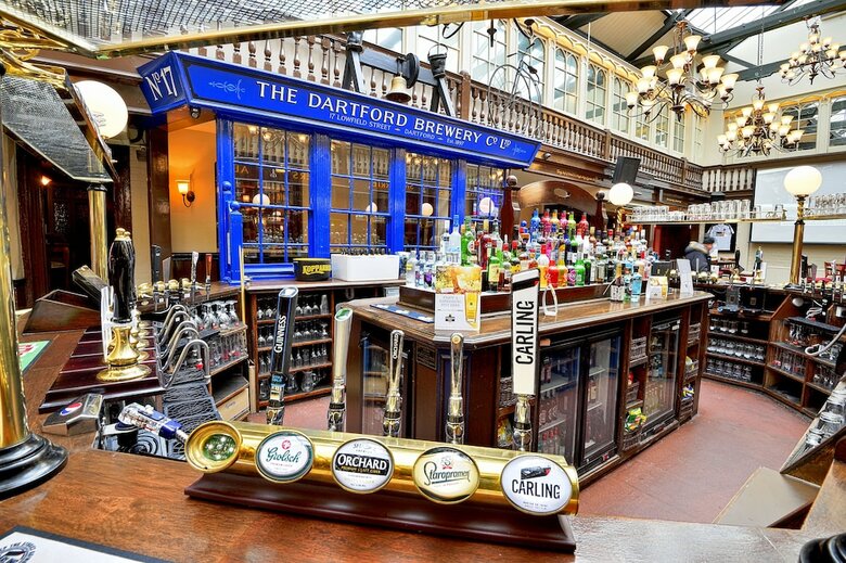 Posada The Royal Victoria & Bull Hotel
