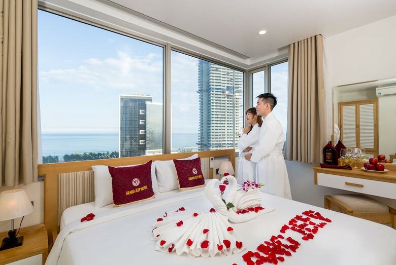 Grand Jeep Hotel Danang
