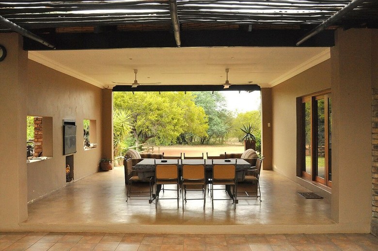 Posada Ukutula Lodge & Game Reserve