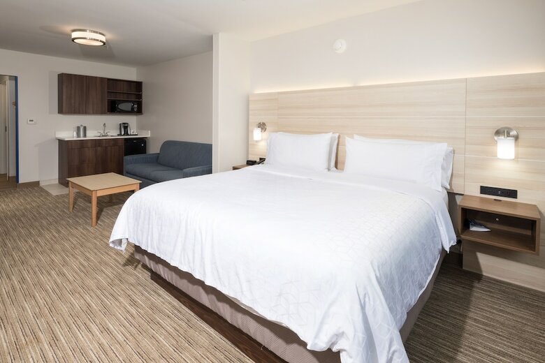 Hotel Holiday Inn Express And Suites Portage