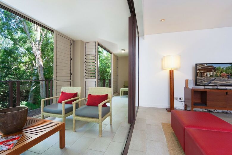 Private Sea Temple Apartment 213