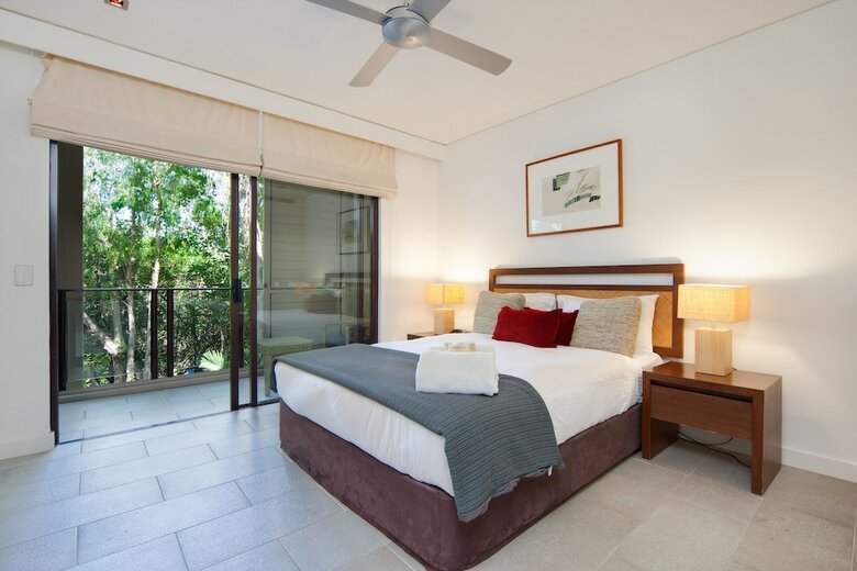 Private Sea Temple Apartment 213