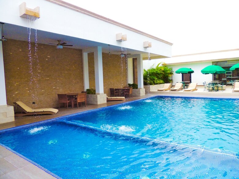 Royal Aqua Luxury Hotel & Spa