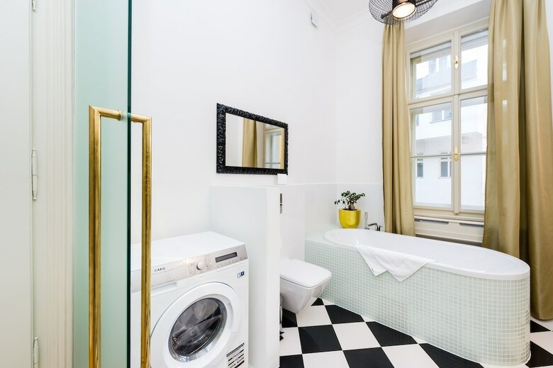 Empirent Grand Central Apartments