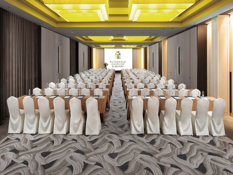 Hotel Golden Tulip Bund New Asia