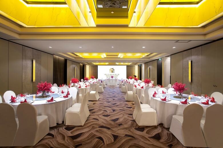 Hotel Golden Tulip Bund New Asia