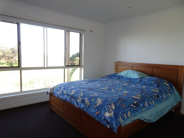 Sea Views At Aqualuna - 3 Bed Apartment