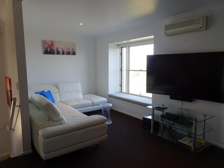Sea Views At Aqualuna - 3 Bed Apartment
