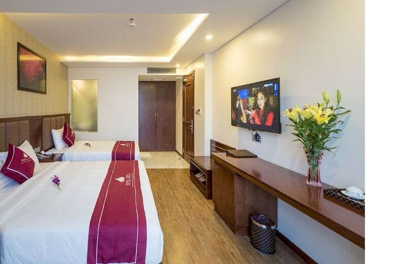 Crystal Hotel