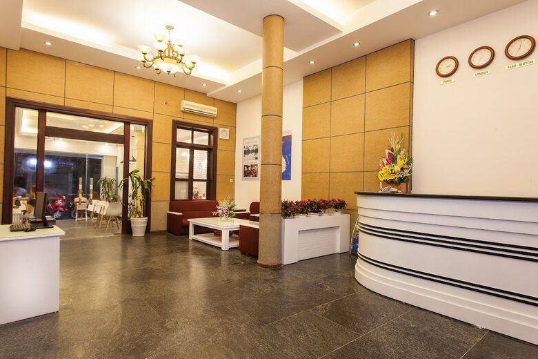 Hostal Hanoi Buddy Inn & Travel